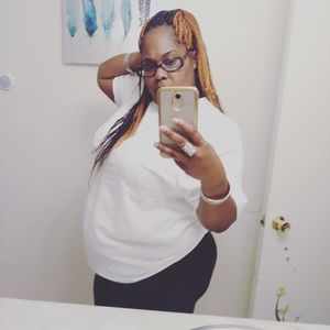 Meet your Posher, Latisha